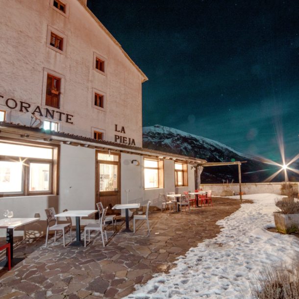ristorante_la_terrazza_pieja_hotel_facciata_neve_veranda