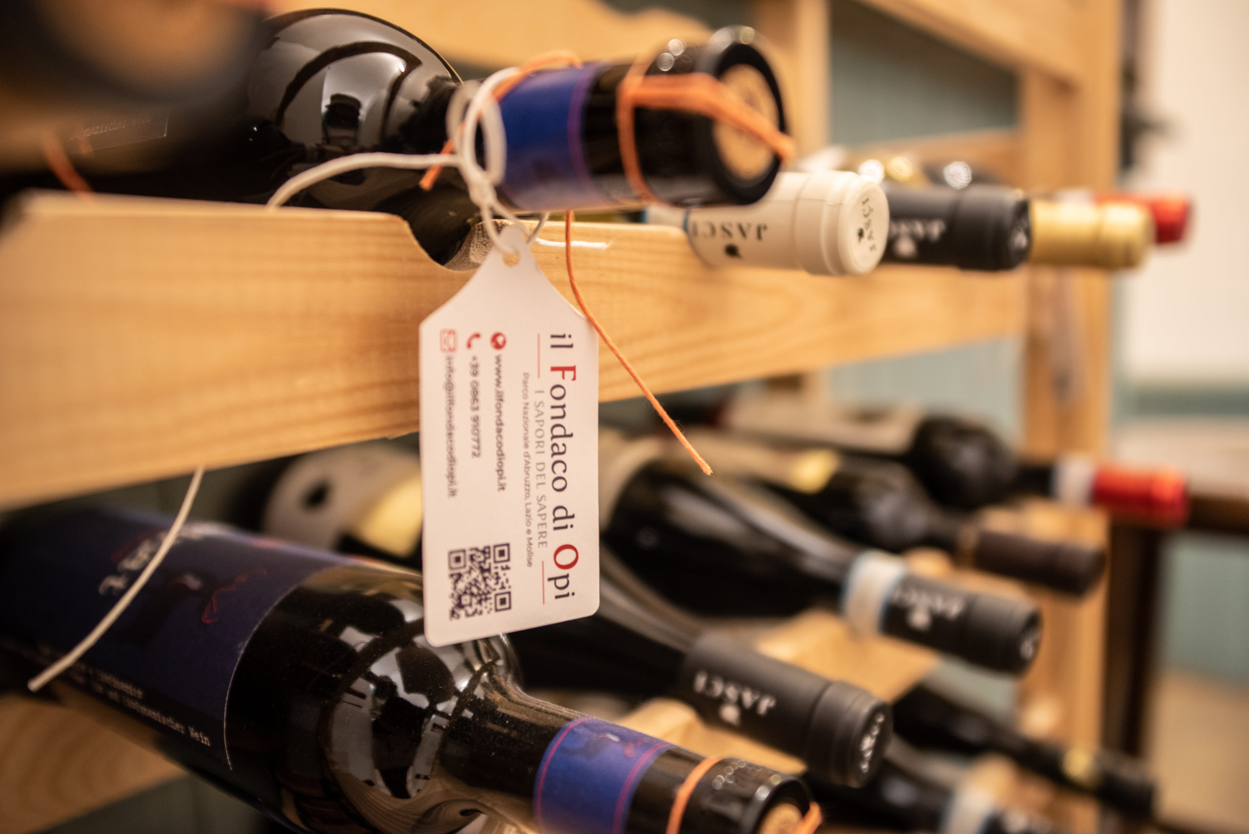 Ristorante – Sala ristorante “La Terrazza”, con vini abruzzesi
