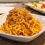 Primi – Piatto di pasta fresca con sughi della tradizione, dai sapori autentici e ricchi di gusto.